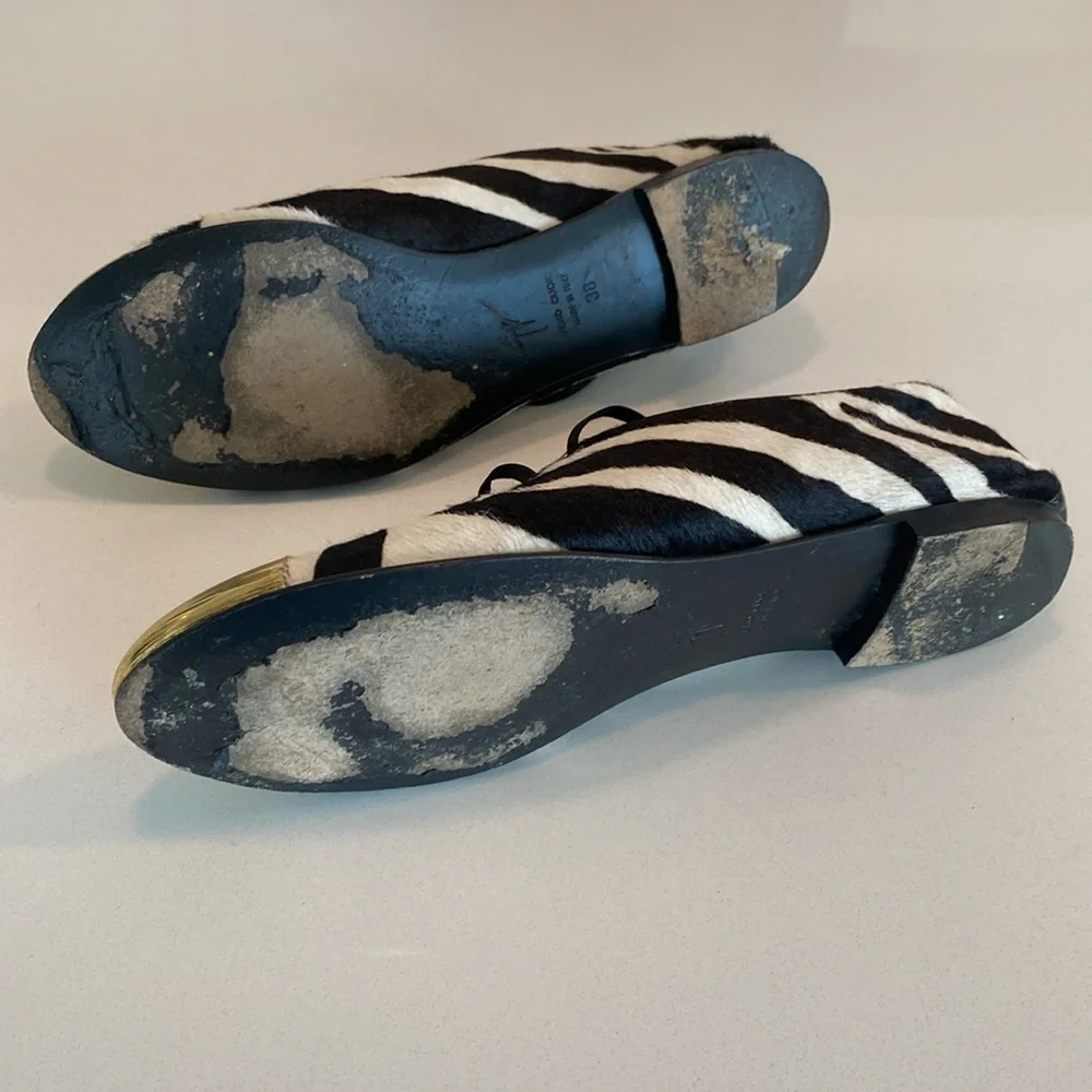 Giuseppe Zanotti Zebra Snaeakers with Brass Toe Cap- 38 - Picture 4 of 4